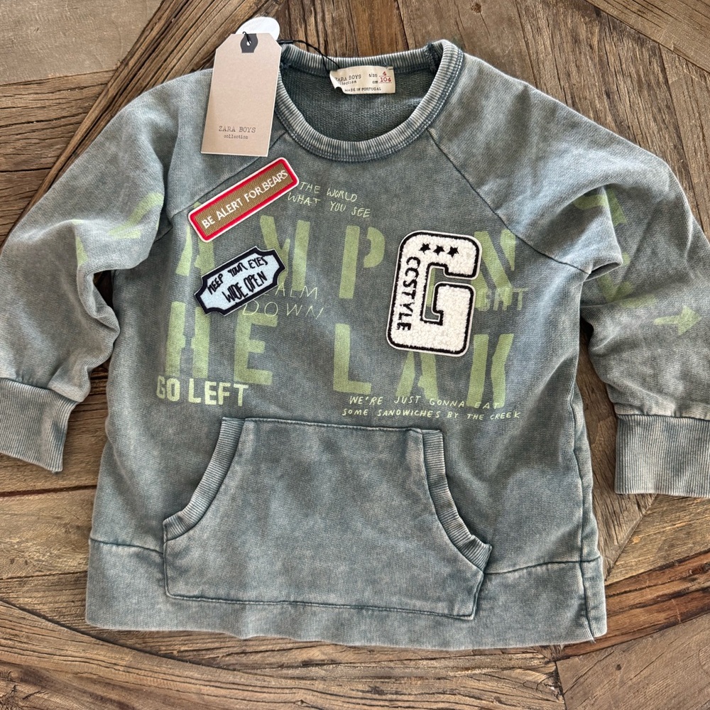 Zara Green Graphic Sweatshirt